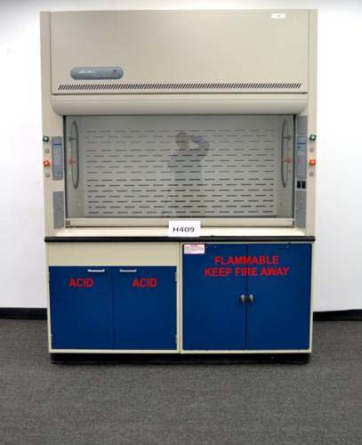 https://www.nationallaboratorysales.com/wp-content/uploads/2014/05/6%E2%80%B2-LABCONCO-FUME-HOOD-WITH-FLAMMABLE-CABS-H409.jpg